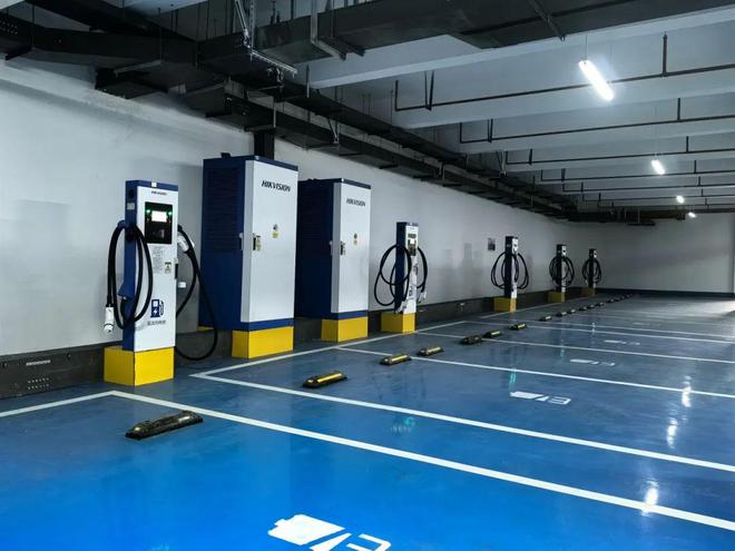 智能改造煥新顏 e泊停車助力成都匯都商貿城停車場管理升級